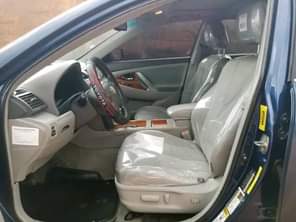 A picture of For sale Slightly used 2009 Toyota Camry XLE Full option
