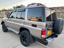 A picture of LAND CRUISER LX NAIUZA 0743435416