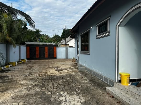 A picture of HOUSE FOR RENT PER DAY