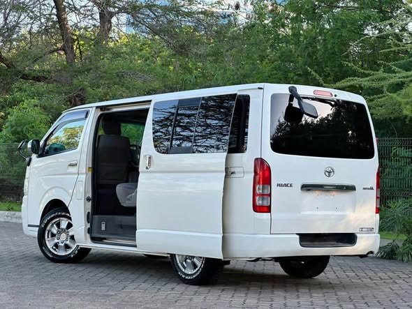 A picture of TOYOTA HIACE VAN SUPER GL SWEET PRICE 50 000 000