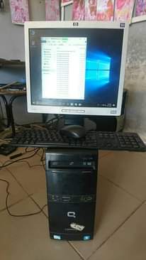 A picture of Hp desktop computer full