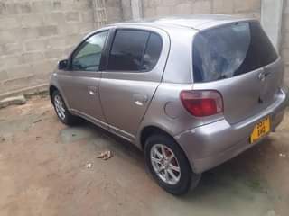 A picture of 2002 Toyota Vitz New stock