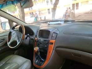 A picture of AWOOF AWOOF LEXUS RX300 2000 Engine Gear Ac needs attention