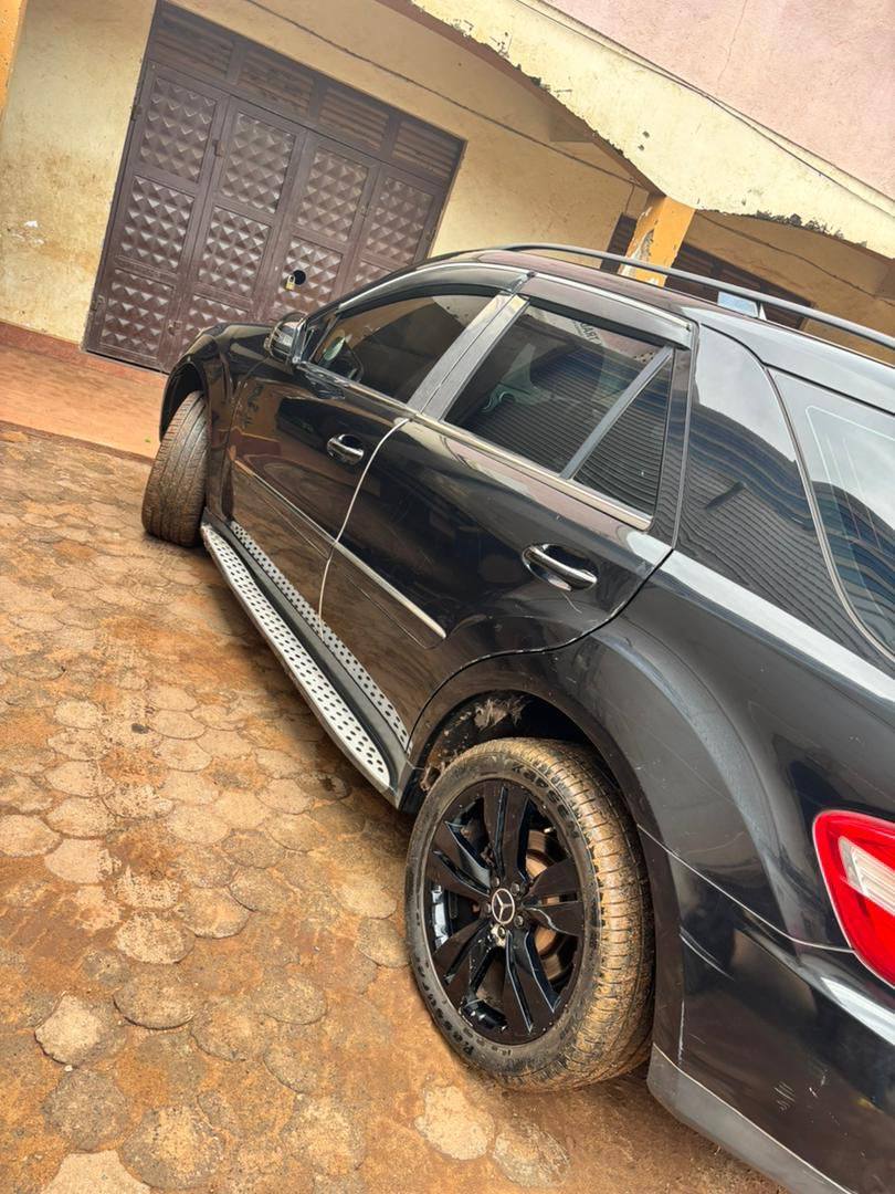 A picture of 2012 Mercedes Benz 4matic