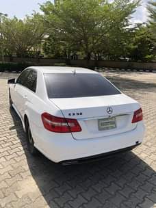 A picture of 2010 E350