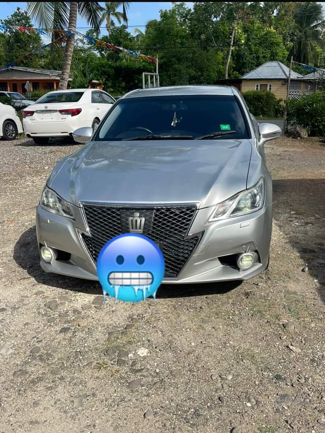toyota crown