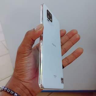 A picture of Aquos Zero 6 5G LET 128GB Rom 8GB Ram
