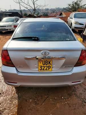 A picture of 2005 Toyota 2005