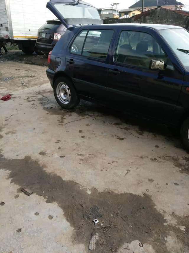 A picture of 2004 Golf Golf