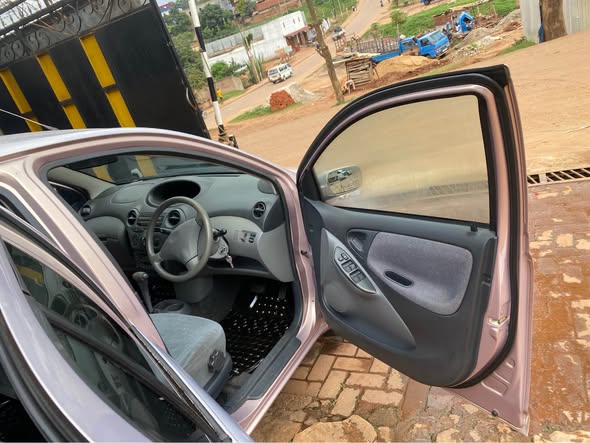 A picture of Toyota Vitz
