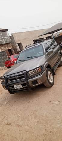 A picture of Neatly used Nissan pathfinder Buy and drive