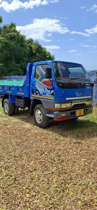 A picture of Car for selling