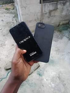 A picture of OPPO A83T