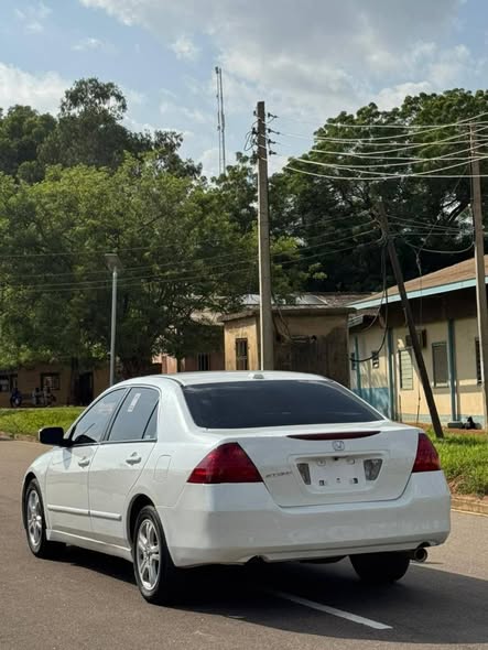 A picture of Honda Accord 2007model