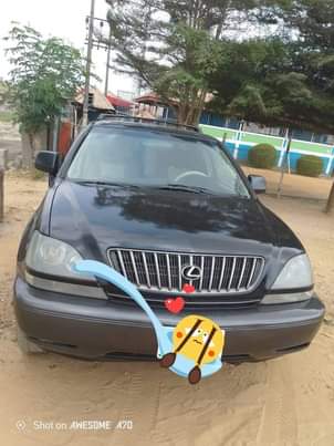 A picture of 2001 LEXUS RX 300