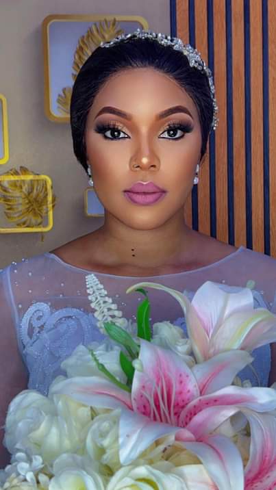 A picture of Bridal makeup