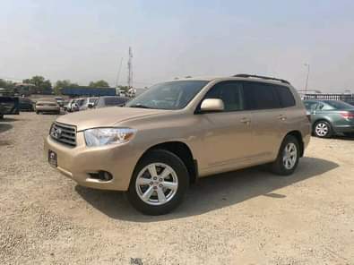 A picture of UNREGISTERED An Extremely Clean UNREGISTERED Toyota Highlander 2008 With Original