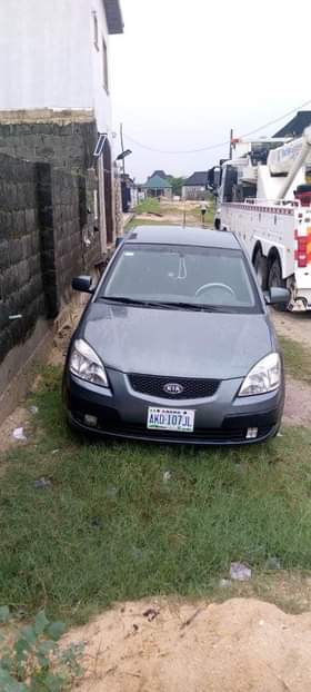 A picture of Kia Rio automatic
