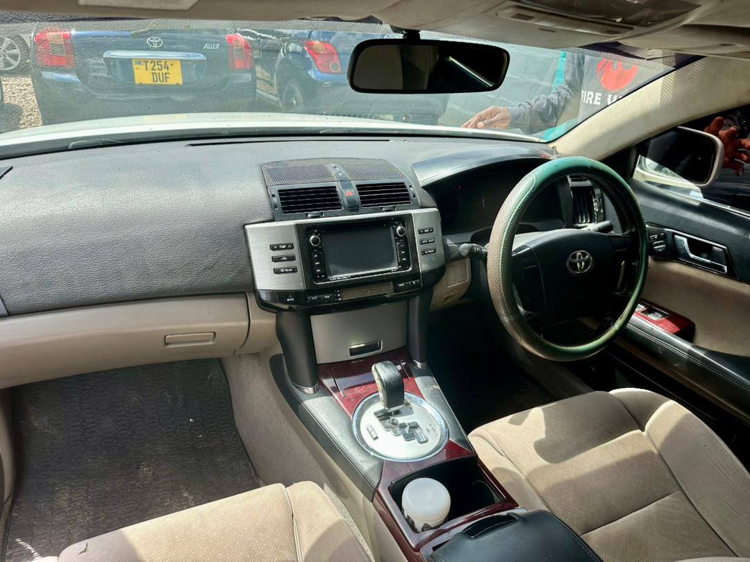 A picture of TOYOTA MARK X