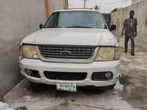 A picture of 2005 Ford Explorer Limited