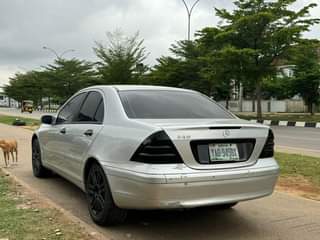 A picture of Mecedes Benz