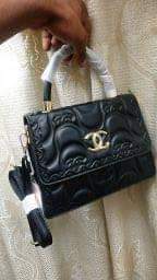 A picture of Ladies bags