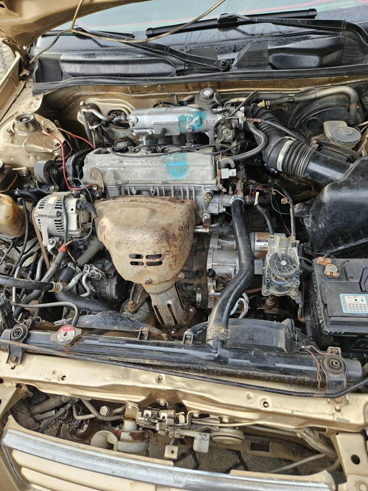 A picture of Toyota Camry tiny light registered 09066107030 