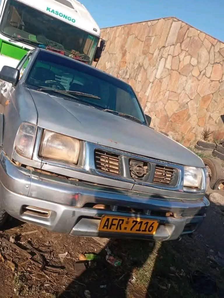 used nissan hardbody