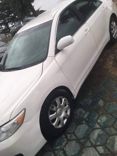 A picture of 2010 Toyota camry 2010 Le