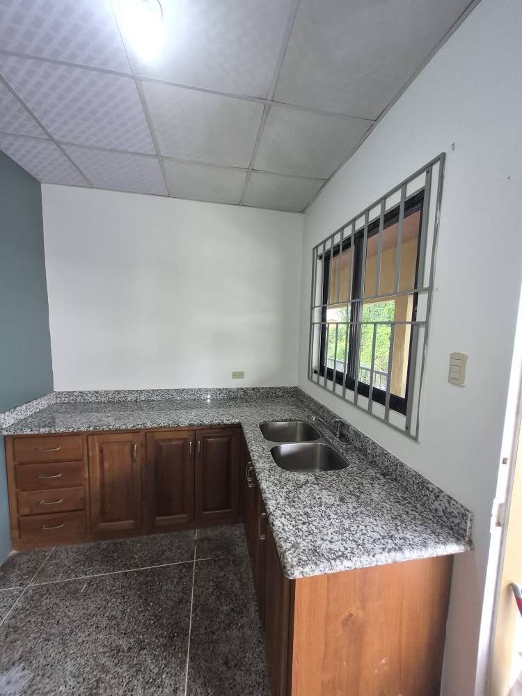 Ravi R.