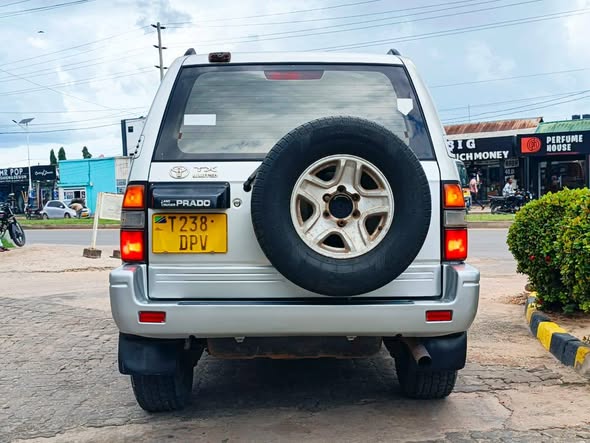 A picture of Toyota Prado Mchaga 0712188493