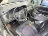 A picture of Renault scenic 08 automatic gear first body