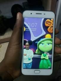 A picture of Oppo F1s
