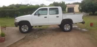 used toyota hilux