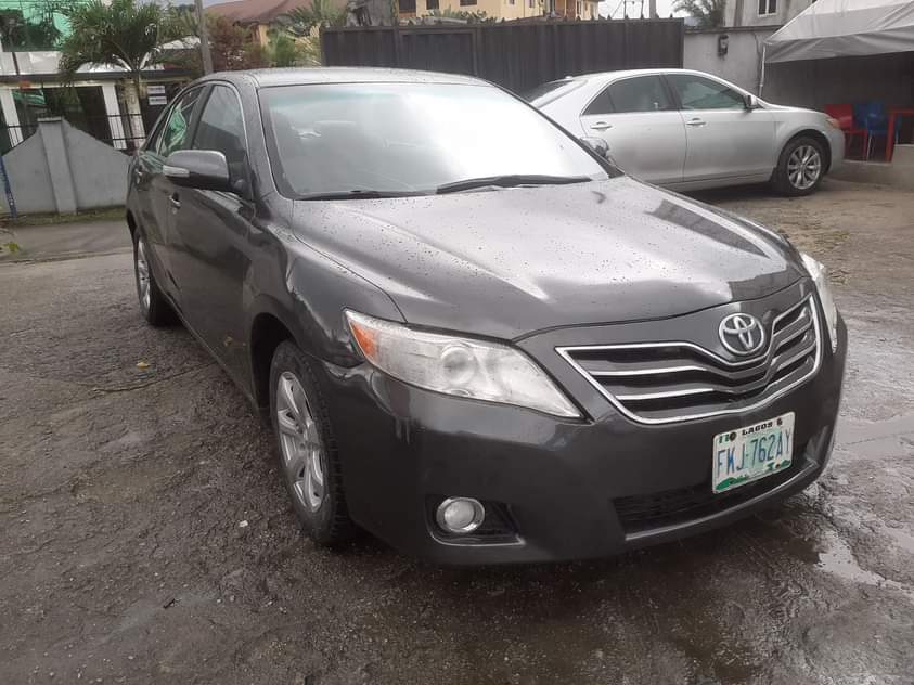 A picture of 2008 TOYOTA CAMRY