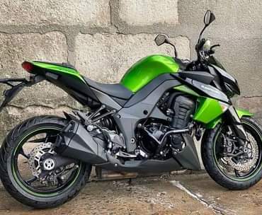 A picture of Yamaha M t 03 20