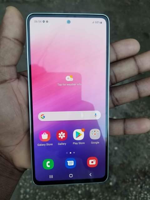 BlackBerry M.