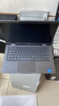 A picture of Dell latitude 7320