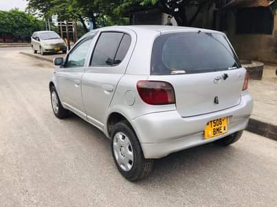 A picture of Vitz old