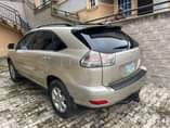 A picture of This is lexus rx330 2004 model partly flashed engine ac