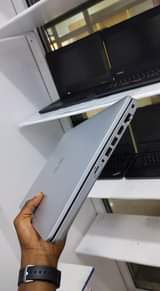 A picture of Dell corei5 10th generation