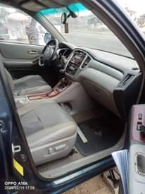 A picture of 2004 Toyota Highlander