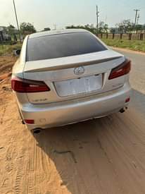 A picture of 2008 Lexus is250