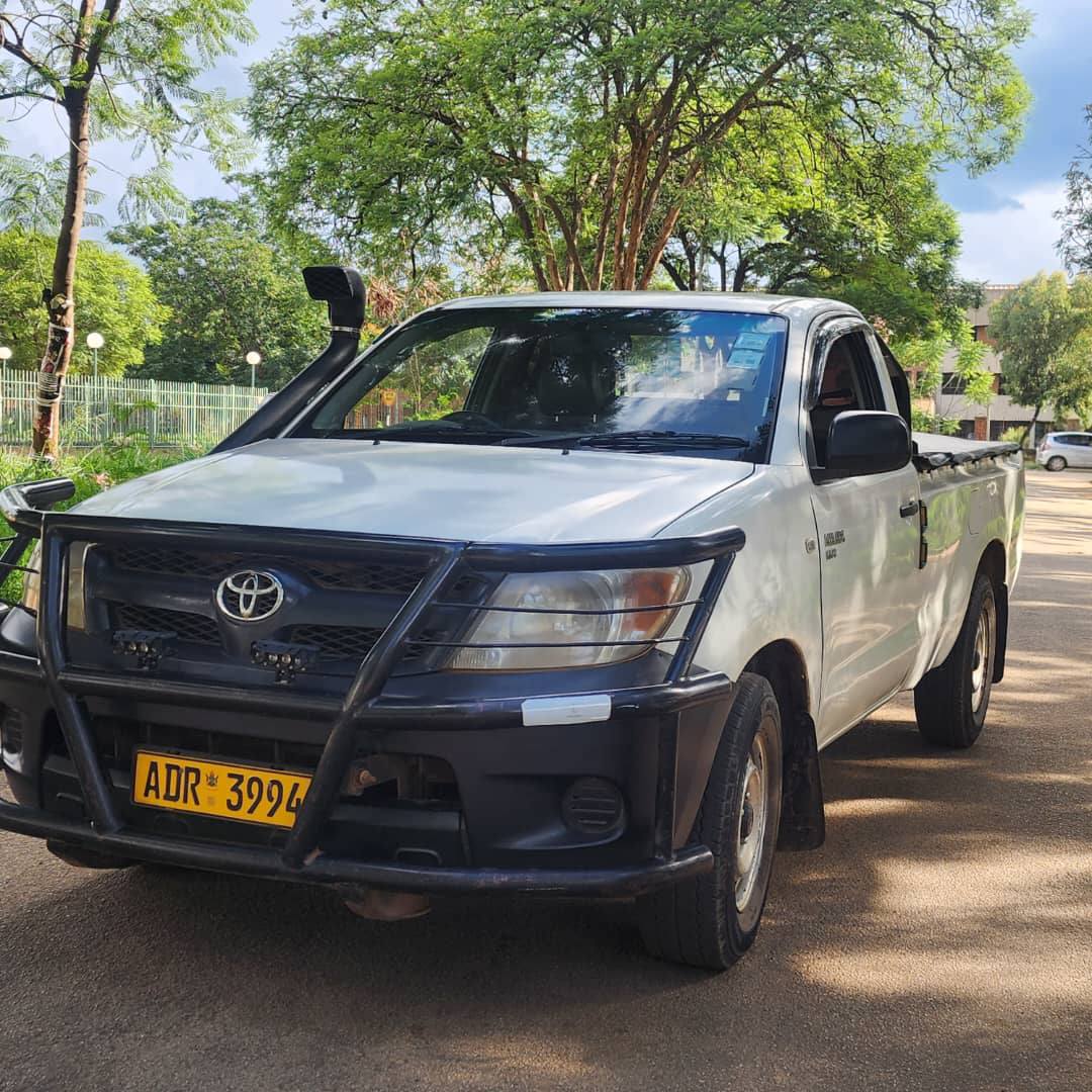 used toyota hilux