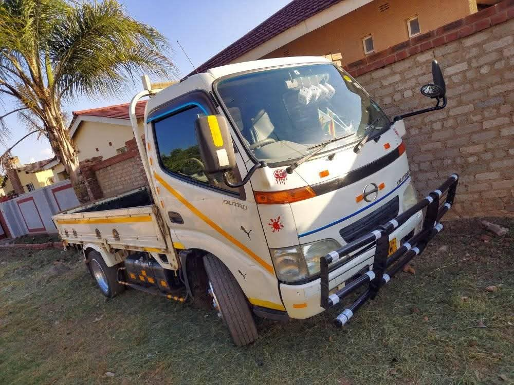 hino trucks