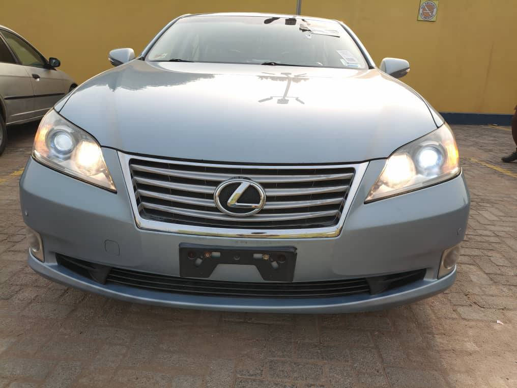 A picture of Lexus ES 2011 Accident free Back camera New entry Thumb