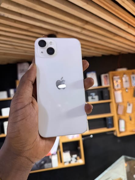 A picture of iPhone 14plus 128GB