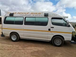 used toyota hiace