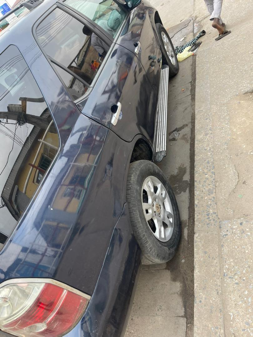 A picture of Price 2 8m last 2006 last batch Acura mdx Total