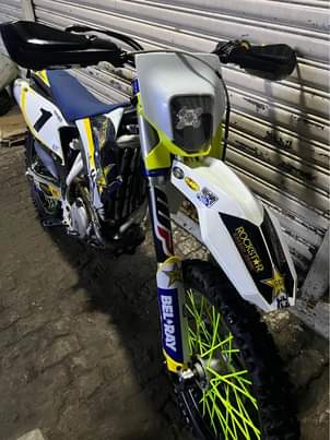 A picture of HUSQVARNA